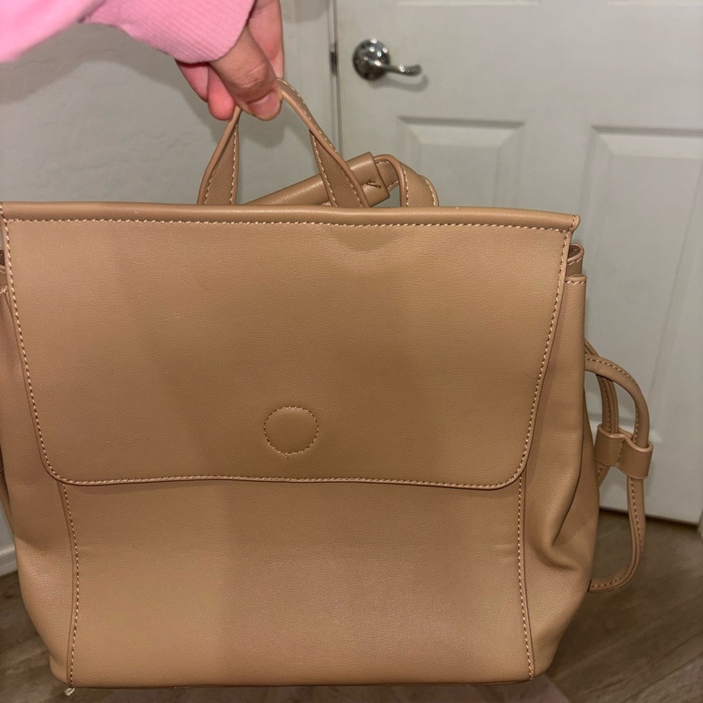 Elegant Tan Women's Bag